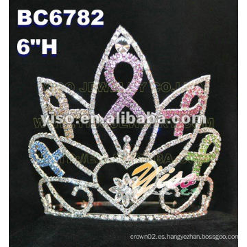 Tiara de diamantes de imitación